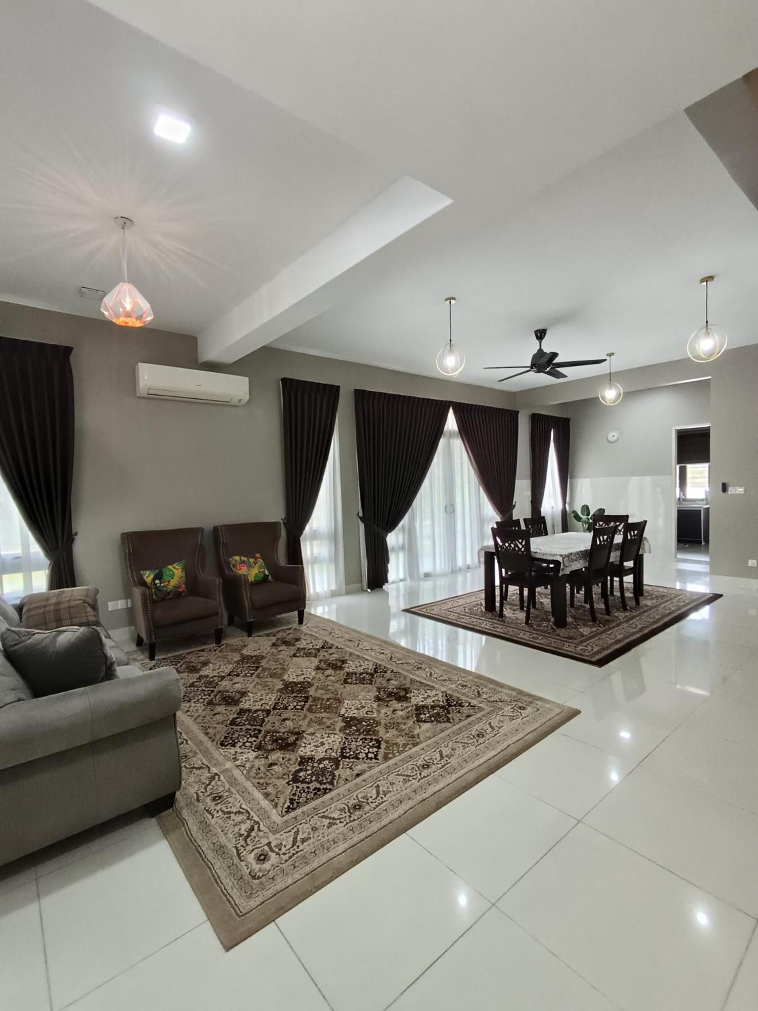 Pinevalley Homestay Putrajaya Presint 12 Eksteriør billede