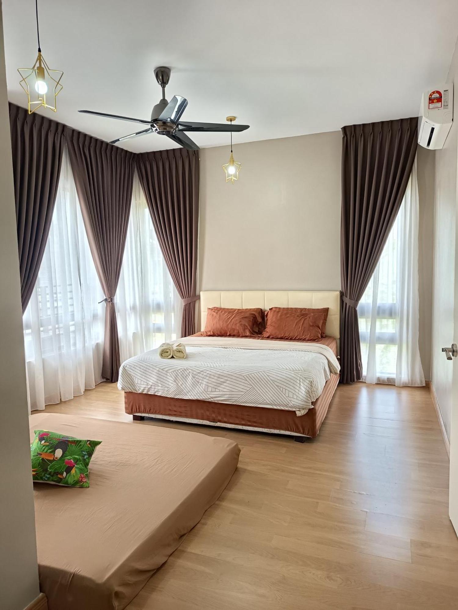 Pinevalley Homestay Putrajaya Presint 12 Eksteriør billede