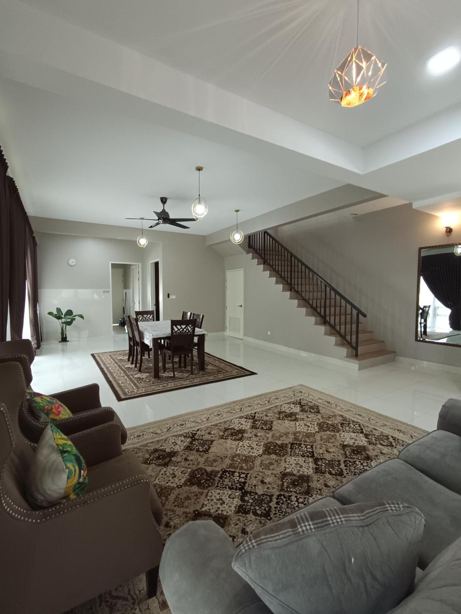 Pinevalley Homestay Putrajaya Presint 12 Eksteriør billede